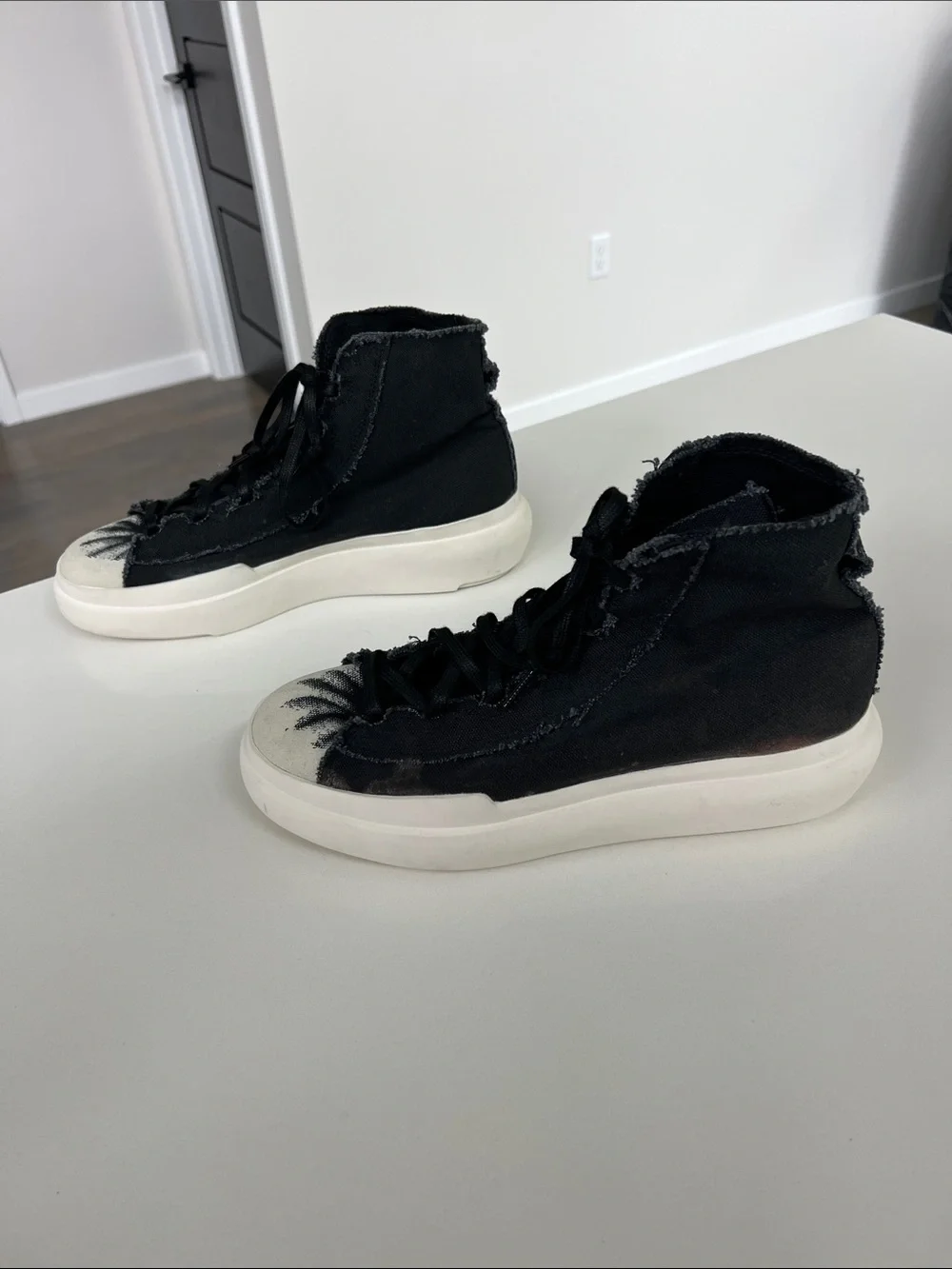 Y-3 adidas nizza high top black and white sneakers men’s size 8